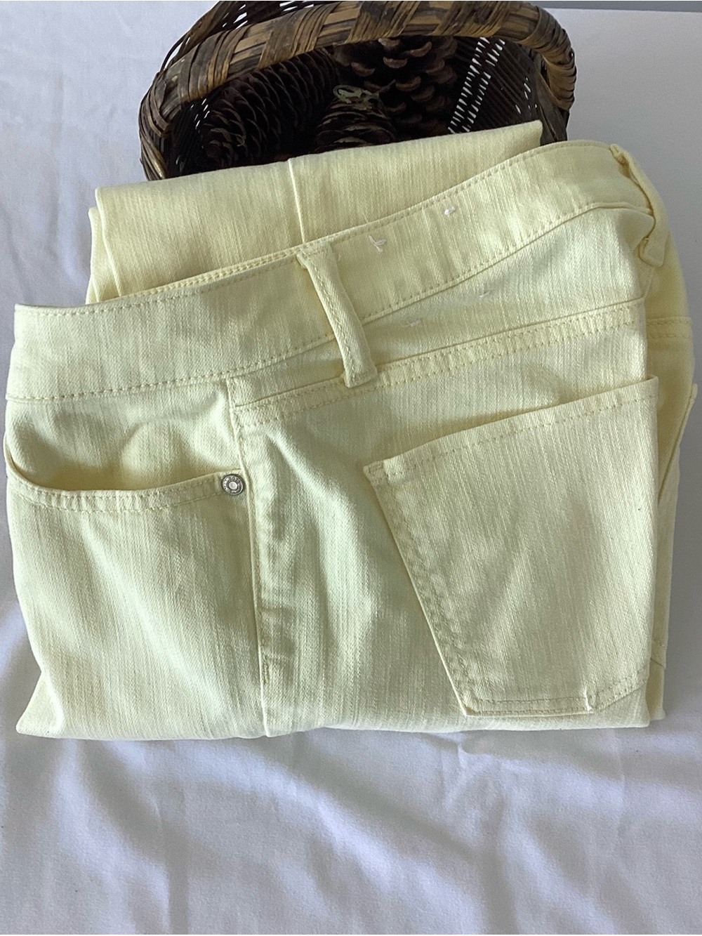 Talbots Womens 4 Slim Ankle Jeans Light Pastel Yellow Mid Rise Stretch Pants